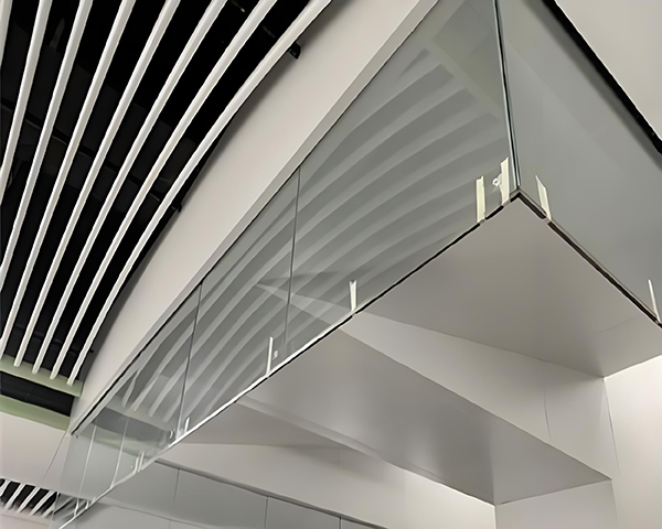 海北玻璃海北挡烟垂壁