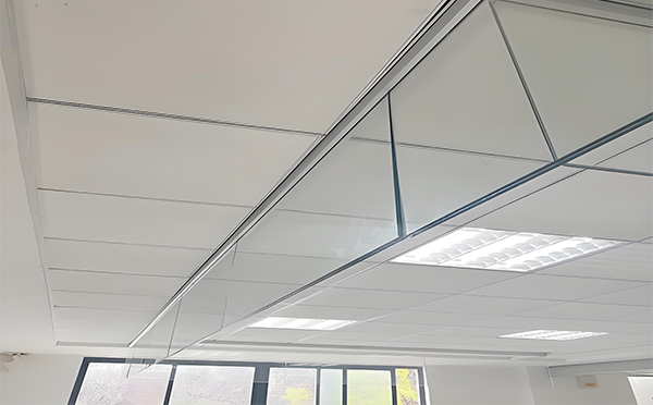 海北玻璃挡烟垂壁