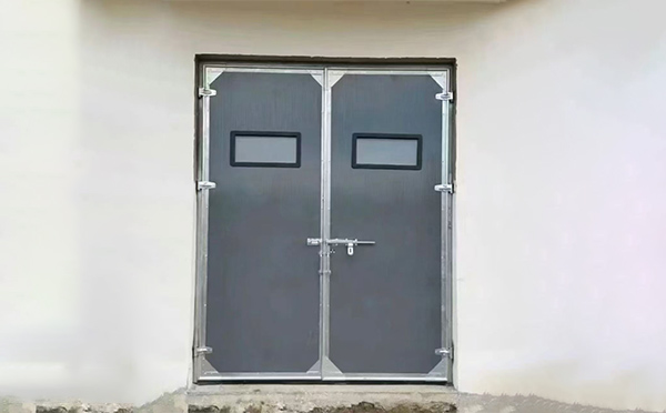 海北工业门在高温作业区域的运行表现